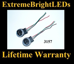 3157 3057 LED Halogen Bulb Signal Light Harness Socket Plug